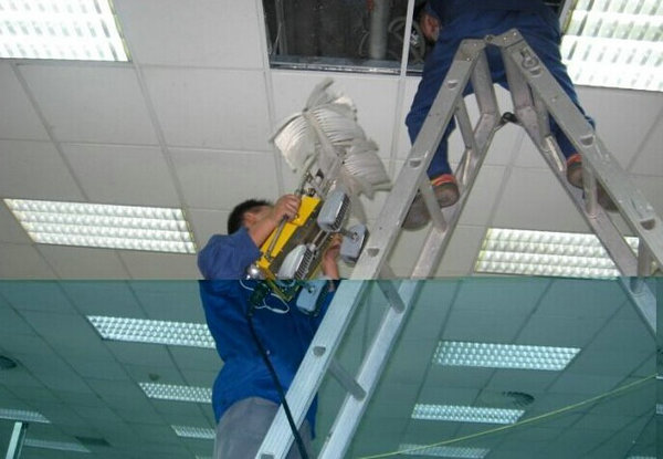 中央空調維修論壇里有關空調維修費用問題